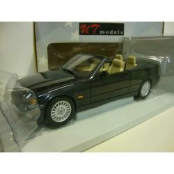 BMW 3 serie cabriolet E36 zwart UT Models 1:18 KRD