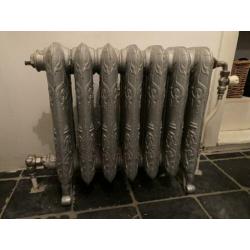 Klassiek giet ijzeren radiator
