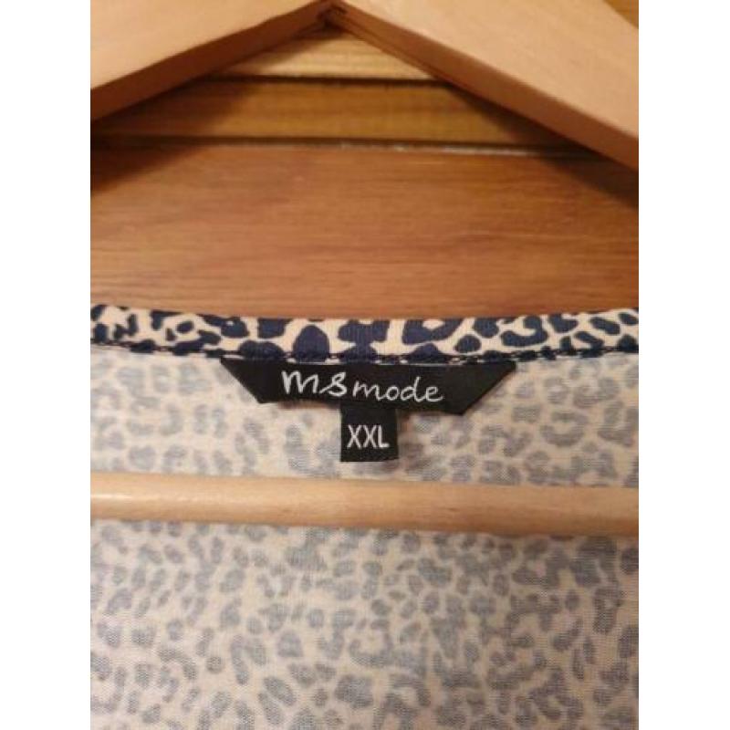 Mooie zalmkleurige top met panterprint van M&S maat XXL