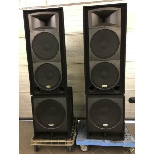 Mooie samson speaker set met regenhoezen