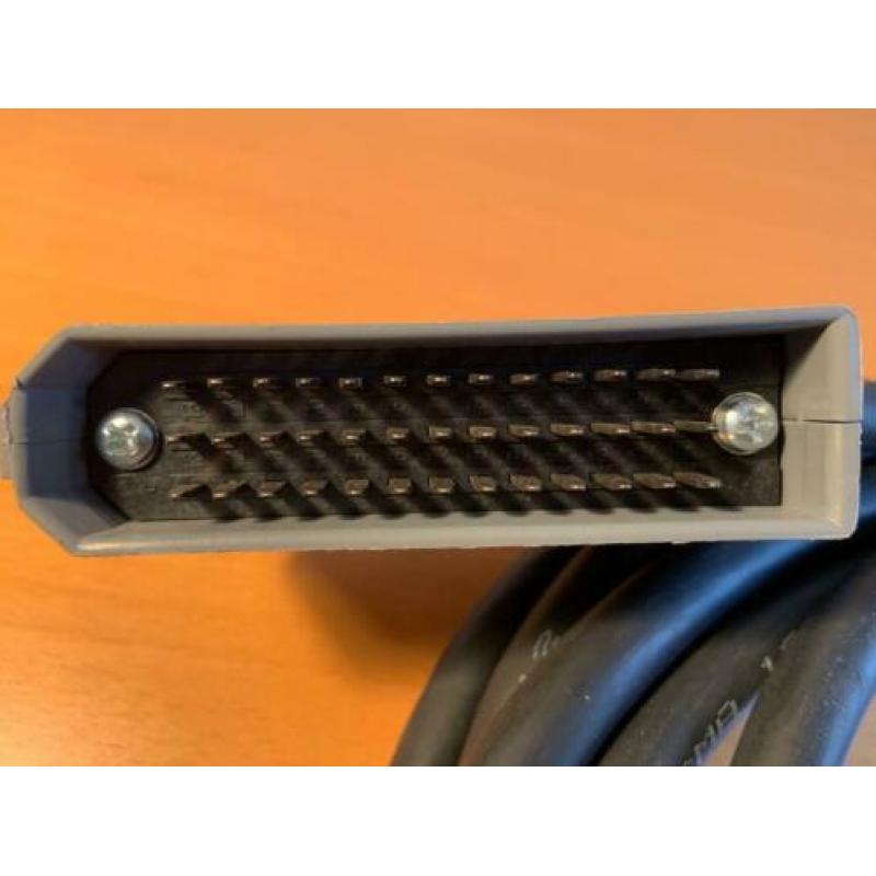 Ackermann Multi 12-parig, male-female 39 pins, 6 mtr