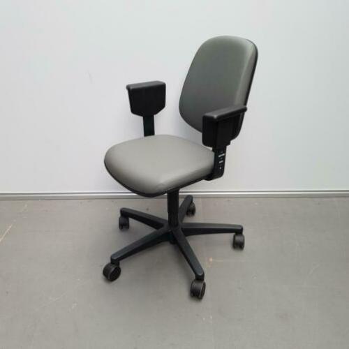Ahrend 260 bureaustoel - nieuwe bekleding skai