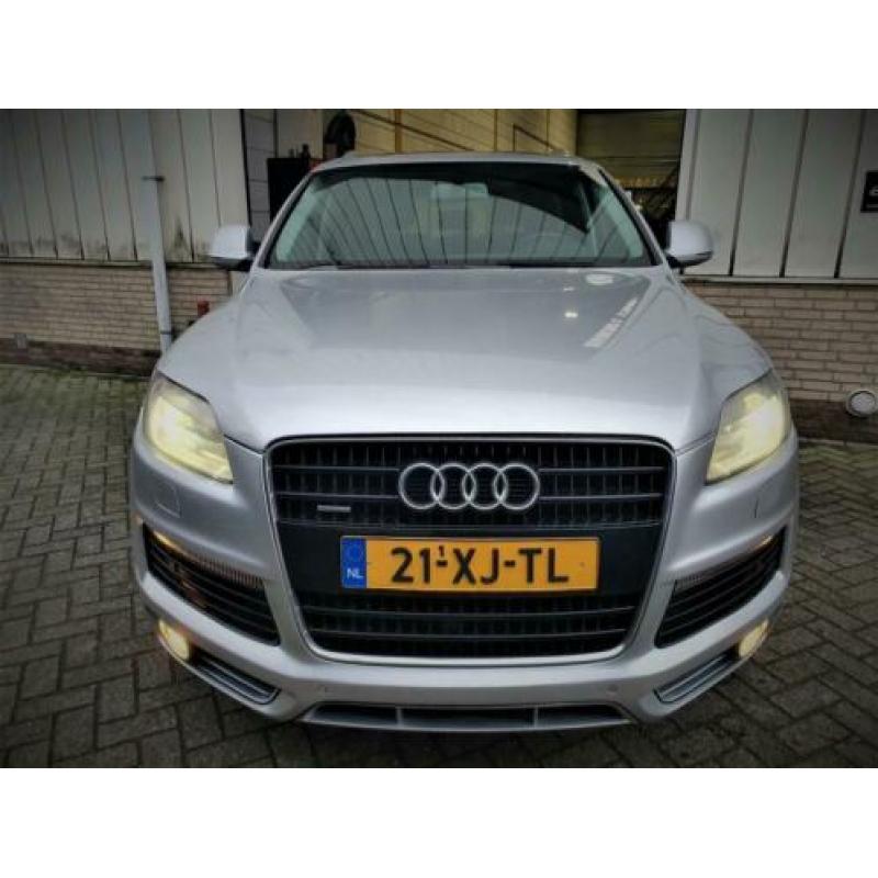 Audi Q7 3.0 TDI quattro 5+2 Panoramadak/ 20''Velgen/ 7-perso