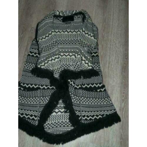 prachtig zwart noorse print bolero vest River Island S 36 38