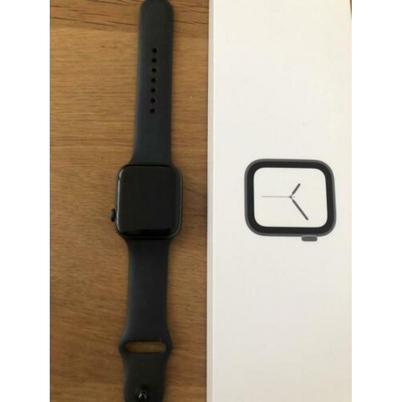 Apple watch 4 series 44 mm (moet weg)