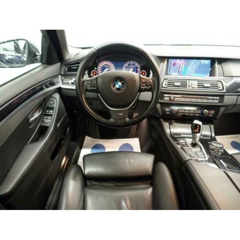 BMW 5 Serie 520D Sedan High Executive M-Sport Aut8- Navi Pro
