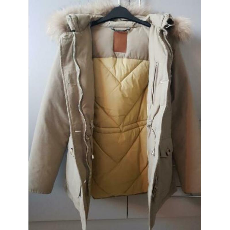 Airforce dames winterjas maat M limeted edition NIEUW