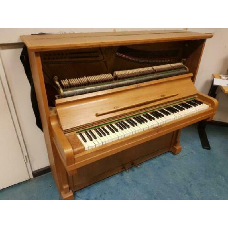 GL Nagel - Helbronn Piano! Oud ijzer / Messing