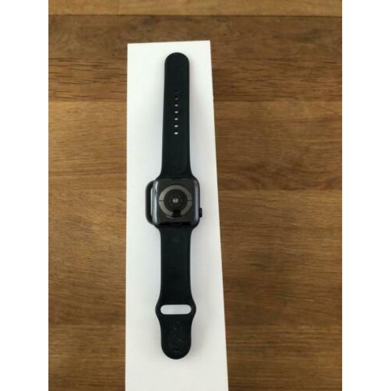 Apple watch 4 series 44 mm (moet weg)
