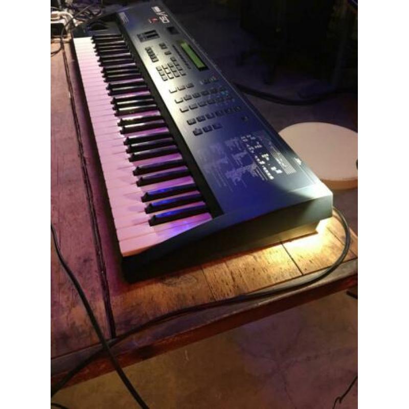 Yamaha V 50 Synthesizer