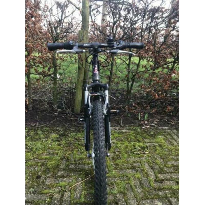 Te Koop??Mountainbike vh merk Raleigh.Perfect 8-12 jaar.