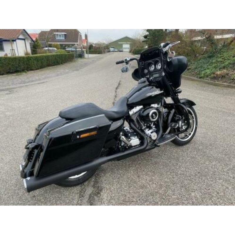 Harley-Davidson BTW motor street glide streetglide flhx