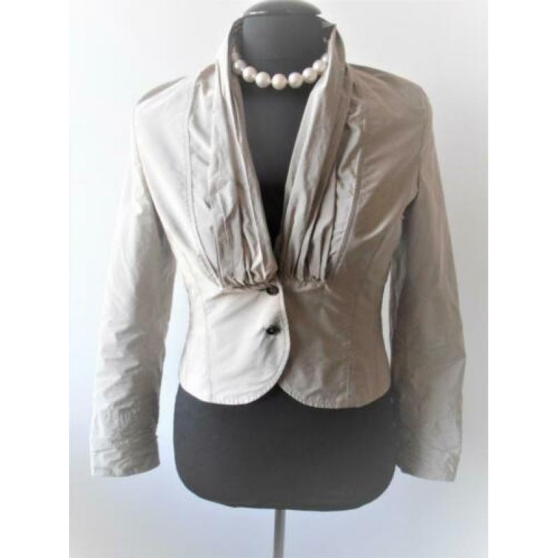 Lynde - superleuk beige voorjaars jasje - mt 40