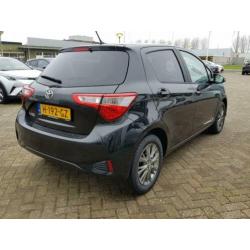 Toyota Yaris 1.5 VVT-i Dynamic Automaat apple car play