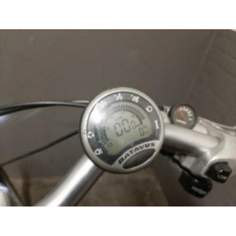In nette staat batavus padova elektrische damesfiets.