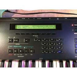 Yamaha V 50 Synthesizer
