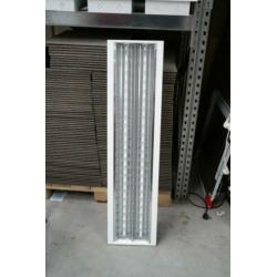 TL armaturen HF incl.2x28W T5 buis 30x120cm €24,-