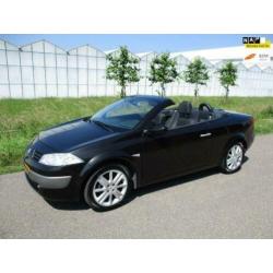 Renault Megane Mégane coupé cabriolet 2.0-16V Privilège Luxe