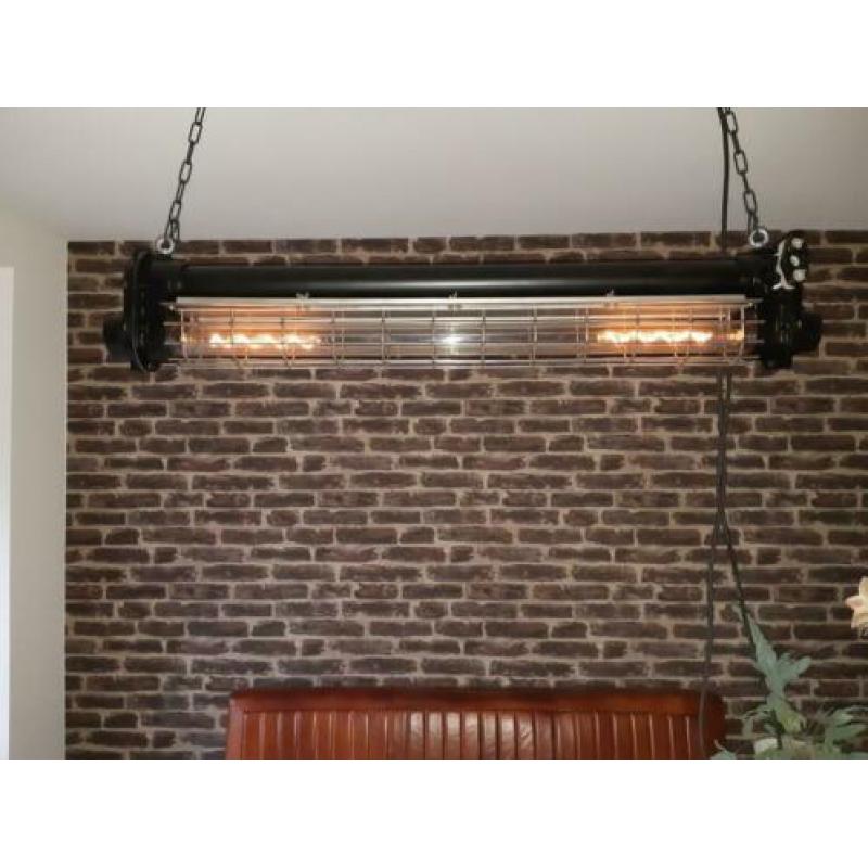 Industriële hanglamp tl lamp led dimbaar. Tube fabriekslamp