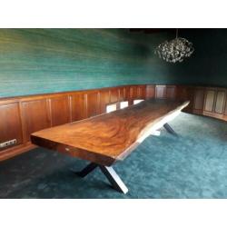 Vergadertafel, bureau BOOMSTAMTAFEL. Kantoormeubelen NIEUW