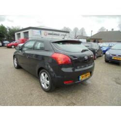 Kia Pro_cee'd 1.4 CVVT Navigator Plus Pack
