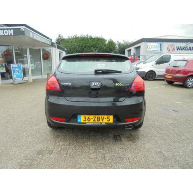 Kia Pro_cee'd 1.4 CVVT Navigator Plus Pack