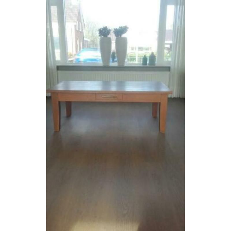 Eiken salontafel en tv meubel