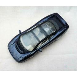 Maisto Jaguar XJ220 donkerblauw.