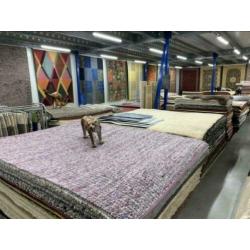 HANDWEEF KARPET/Vloerkleed/Tapijt 160x230 Nu 449 Euro!!