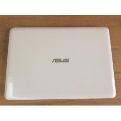 Asus notebook R417M wit