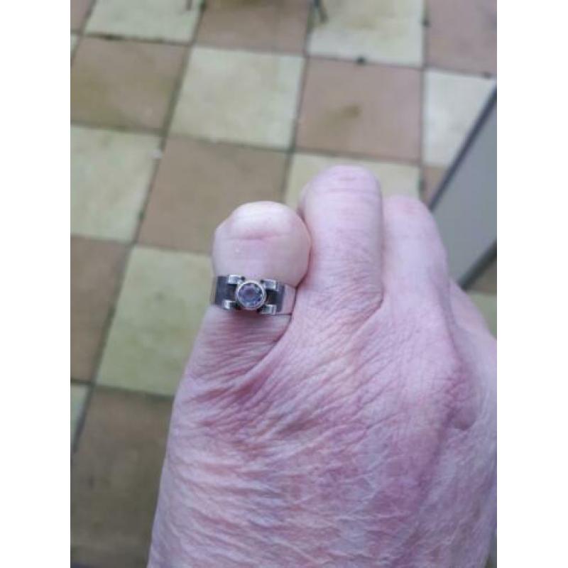 mooie oude zilveren ring met kristal