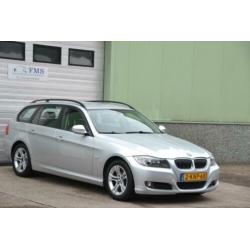 BMW 3-serie Touring 318d EURO 5 Facelift BJ'09 Leder