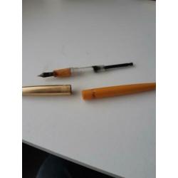 Pen en potlood onderdelen uit de vorige eeuw