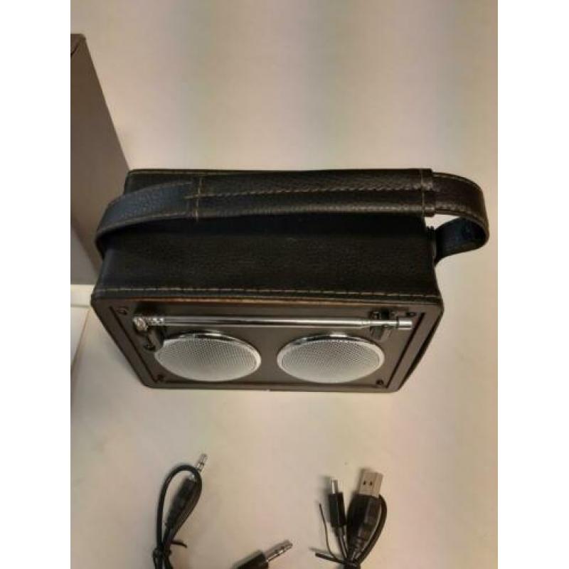Brax feel good radio, leer, nieuw incl usb, sd card, etc.