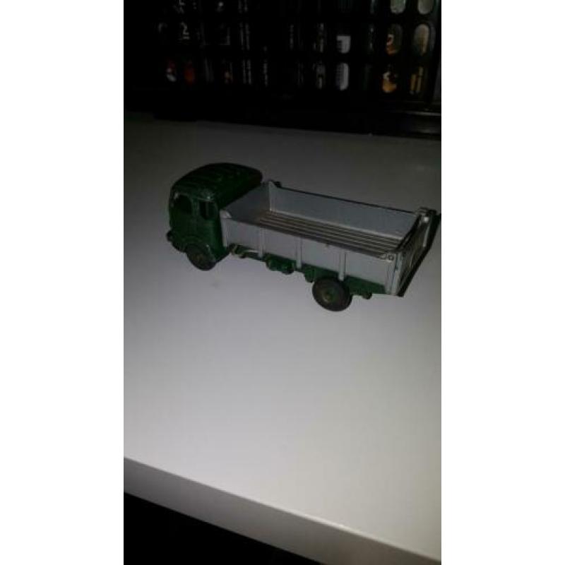 Oude Dinky Toy 33 Simca Cargo Van