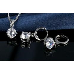 Ronde zirkonen 925 sterling zilveren set