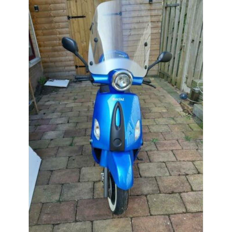 Berini snorscooter met 571 km