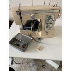 Naaimachine Vendomatic