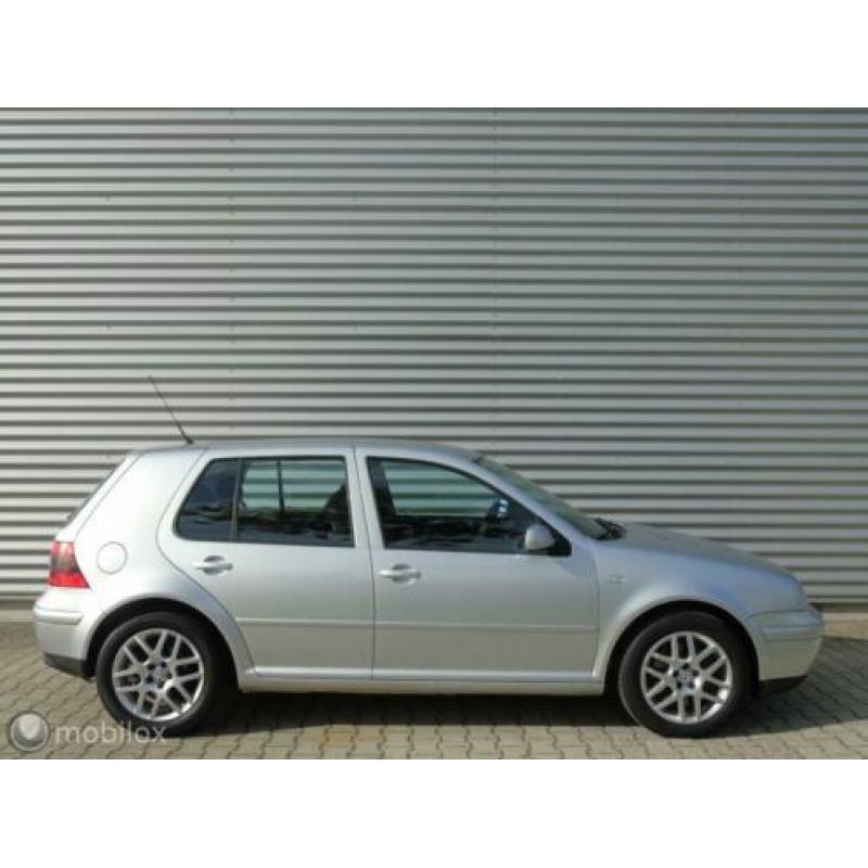 Volkswagen Golf IV 2.3 V5 Highline *AUTOMAAT DEFECT!