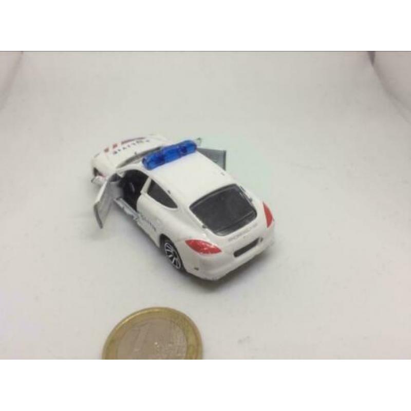 Porsche Panamera Politie, Majorette