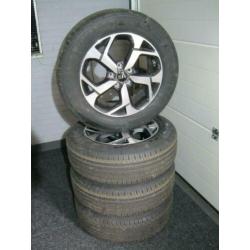 NIEUW Orig. Kia Sportage 17 inch velgen zomerbanden tpms