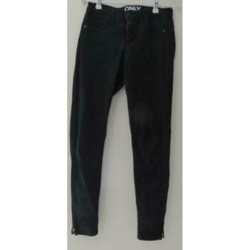 Only zwarte denim jeans met ritsjes maat 32 W26