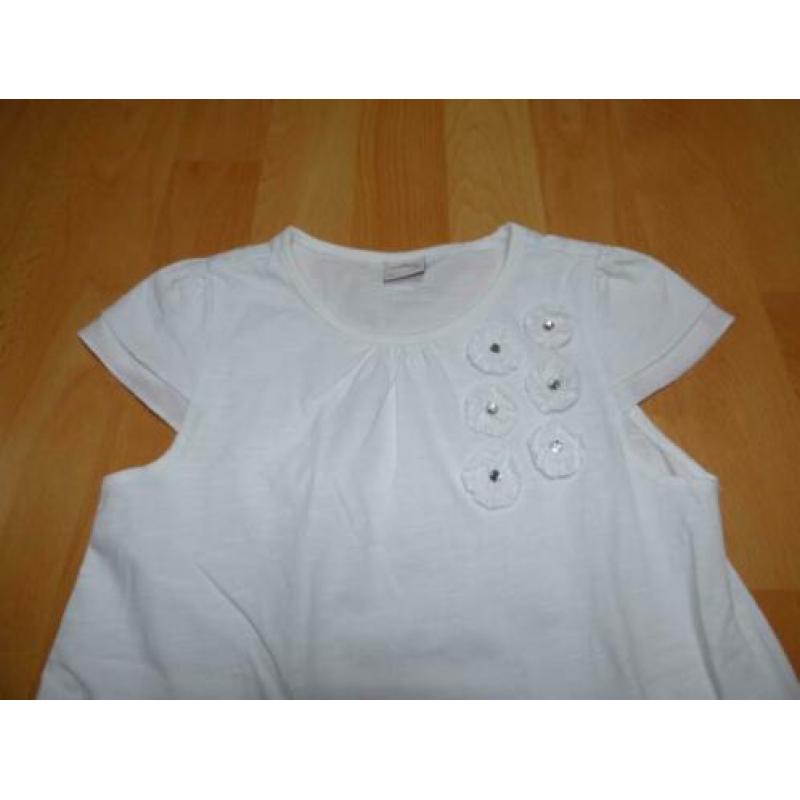 Prachtig wit t-shirt/tuniek van s.Oliver, maat 104/110 NIEUW