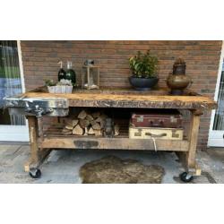 Industriele brocante Franse werkbank; dressoir/tafel.