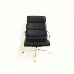 Vitra EA 216 Design Fauteuils, Leren Fauteuils, Nieuwstaat