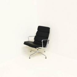 Vitra EA 216 Design Fauteuils, Leren Fauteuils, Nieuwstaat
