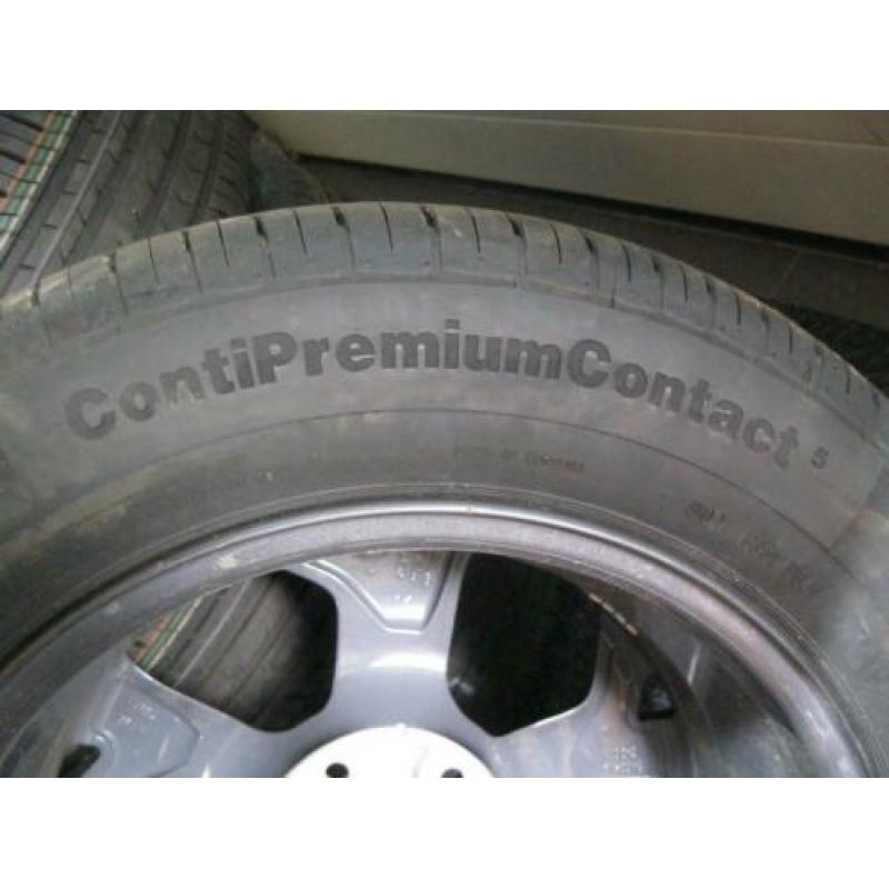 NIEUW Orig. Kia Sportage 17 inch velgen zomerbanden tpms