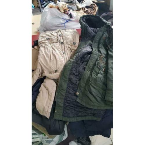 Partij tweedehands mix winter  kleding   export o,45 cent
