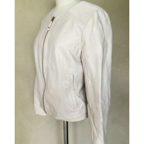EXPRESSO, mooi jasje van offwhite imitatieleer, mt 42