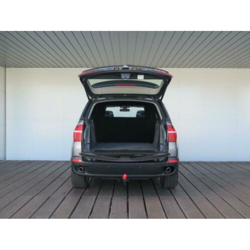 BMW X5 E70 Grijs Kenteken Ombouw